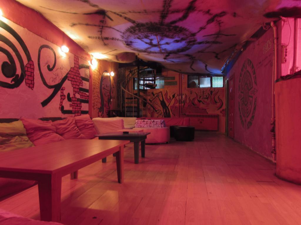Neverland Hostel Istanbul Exterior foto